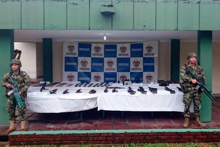 Armada Nacional halla caleta del “Clan Úsuga” en el Chocó