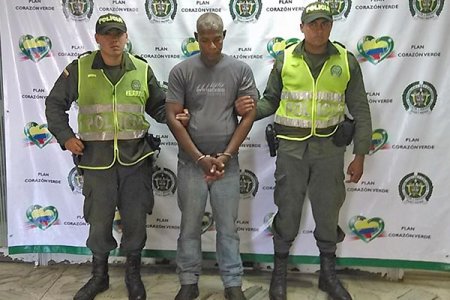 Policía captura a un presunto delincuente con un arma de fuego ilegal