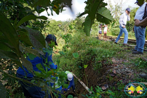Creciente de quebrada provocó caída de 30 metros de tubería de 16 pulgadas del acueducto y afectó vía férrea