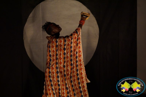 Se realizó con éxito la obra de teatro Griots, Cuentos Africanos 