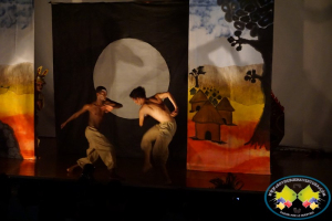 Se realizó con éxito la obra de teatro Griots, Cuentos Africanos 
