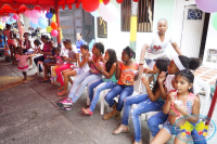 Más sonrisas para la niñez de la Comuna 8  