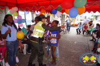 Más sonrisas para la niñez de la Comuna 8  