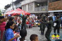 Más sonrisas para la niñez de la Comuna 8  