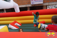 Más sonrisas para la niñez de la Comuna 8  