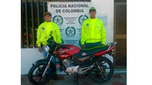 En una acción contra el hurto de automotores, una motocicleta y un automóvil fueron recuperados por la Policía Nacional
