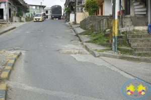 Mala calidad en tapa de válvula de acueducto ocasiona accidente 