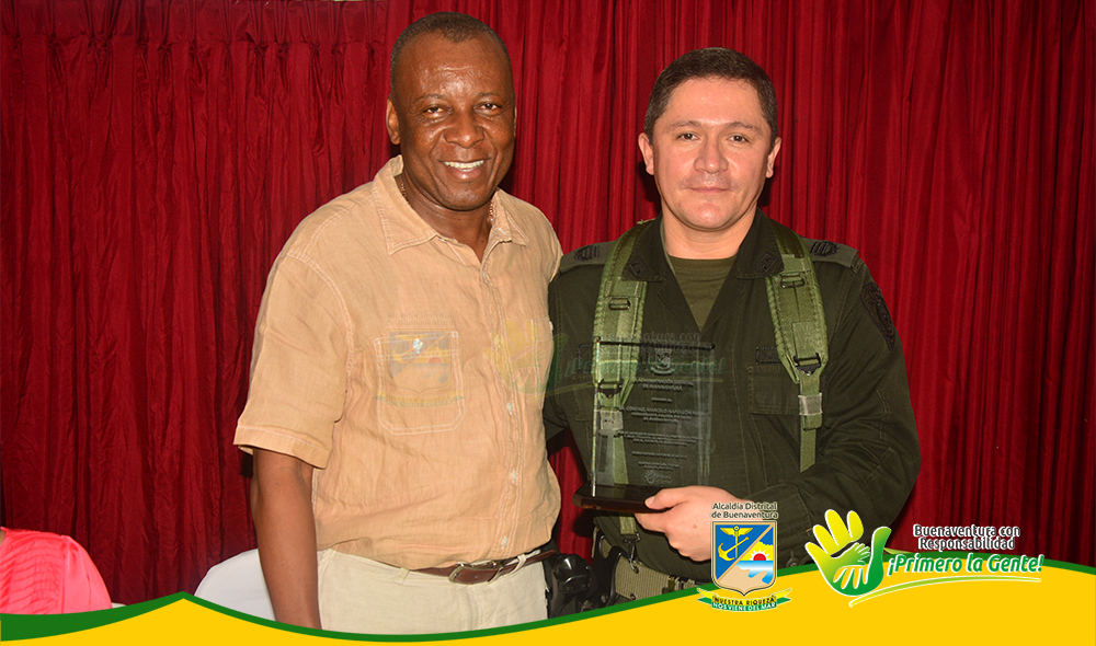 La Administración Distrital hizo reconocimiento al Comandante del Distrito Especial de Policía Buenaventura 