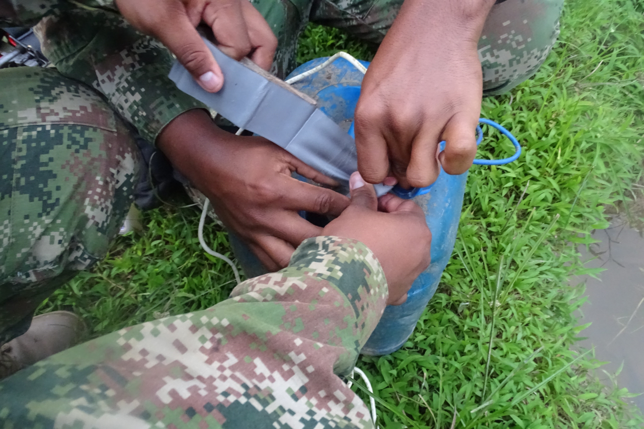 La Armada Nacional halló y destruyó controladamente 30 kilos de explosivos en Nariño
