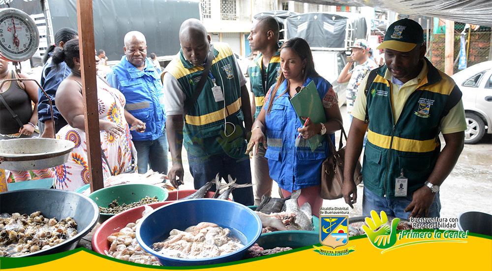 Secretaría de Salud continúa visitas de inspección, vigilancia y control a sitios donde se expende productos marinos