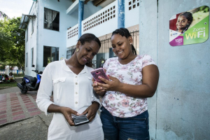 Habitantes de Buenaventura disfrutarán de cuatro Zonas WiFi Gratis que entregara el ministro TICs David Luna