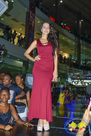 Elizabeth Flores fue escogida como la Chica Mega 2017 en Buenaventura