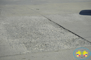 Losas que presentan fallas en la Calle 5 será reparadas