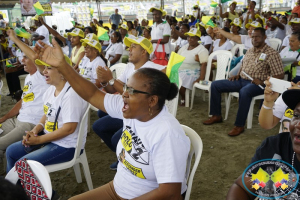 Un buen número de bonaverenses respaldaron el lanzamiento de la campaña al Senado de Alexander López Maya 