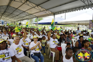 Un buen número de bonaverenses respaldaron el lanzamiento de la campaña al Senado de Alexander López Maya 