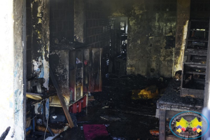 Bomberos voluntarios atendieron incendio estructural en la calle 5ª por el sector de la curva 