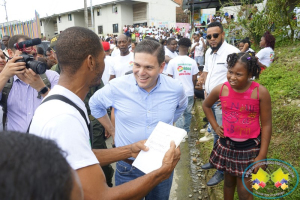 El candidato a la Vicepresidencia de la República, Juan Carlos Pinzón, estuvo en la Ciudadela San Antonio