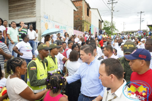 El candidato a la Vicepresidencia de la República, Juan Carlos Pinzón, estuvo en la Ciudadela San Antonio