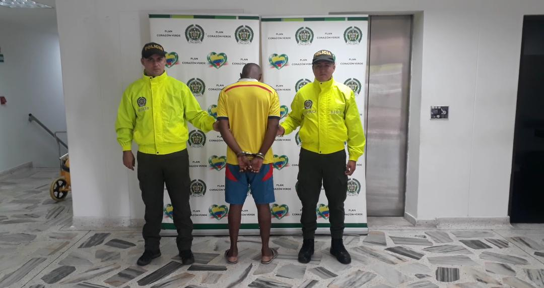 La Policía capturó en Buenaventura a presunto abusador sexual de su hija de crianza de 14 años