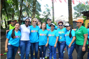 Gobierno departamental llegó hasta La Bocana para llenar de color 200 viviendas