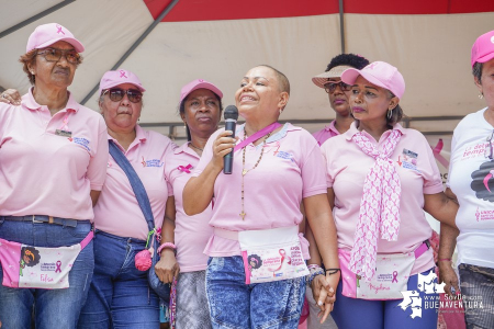 Unicáncer Buenaventura realizó con éxito la gran caminata rosada por la vida 
