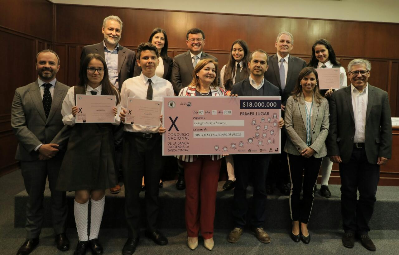Tras la sustentación de los finalistas, el Banco de la República premió a los ganadores de la décima versión del concurso ‘De la banca escolar a la banca central’