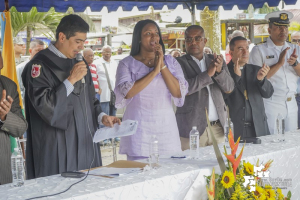 Tomó posesión como alcalde de Buenaventura, Maby Yineth Viera Angulo