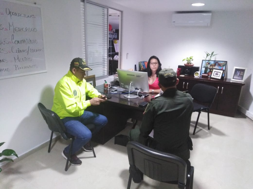 El GAULA de la Policía refuerza su campaña “Yo No Pagó, Yo Denuncio” en el Centro Comercial Viva Buenaventura
