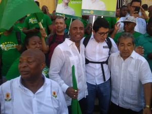 Jaime Marínez, recibió respaldo masivo de los bonaverenses durante su inscripción a la Alcaldía