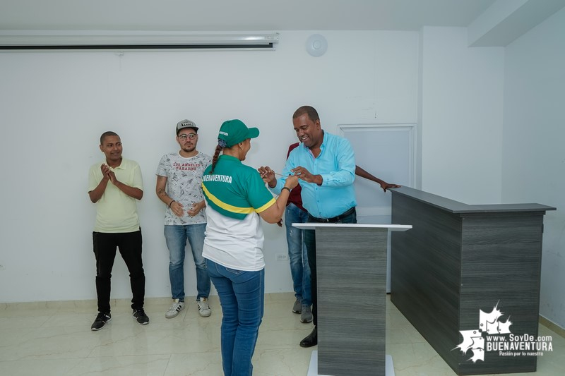 Medalla de Oro al Civismo Voces del Pacífico 2019