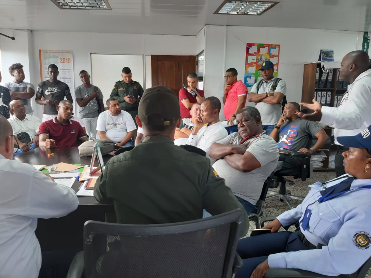 Iniciarán trabajos para instalar bandas reductoras en el puente El Piñal sector isla con supervisión de la Alcaldía Distrital de Buenaventura 