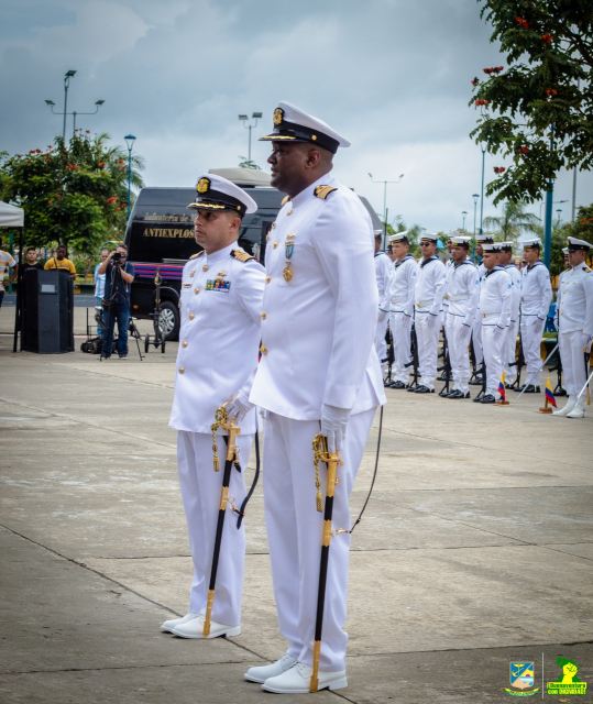 Alcalde participó en la ceremonia de revelo del comandante de la Brigada de Infantería de Marina No. 2