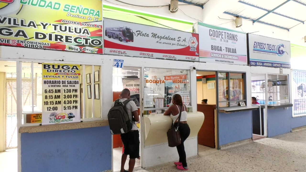 Solicitan a la Superintendencia revisar tarifas en vehículos por vía terrestre de Buenaventura hacia el interior del país 