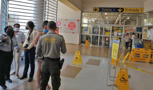 La Policía realizó verificación de medidas sanitarias en centros comerciales de Buenaventura 