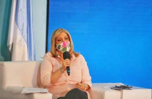 Gobernadora deja en manos de los alcaldes del Valle las medidas que regirán este fin de semana para controlar propagación de la COVID-19 en sus territorios