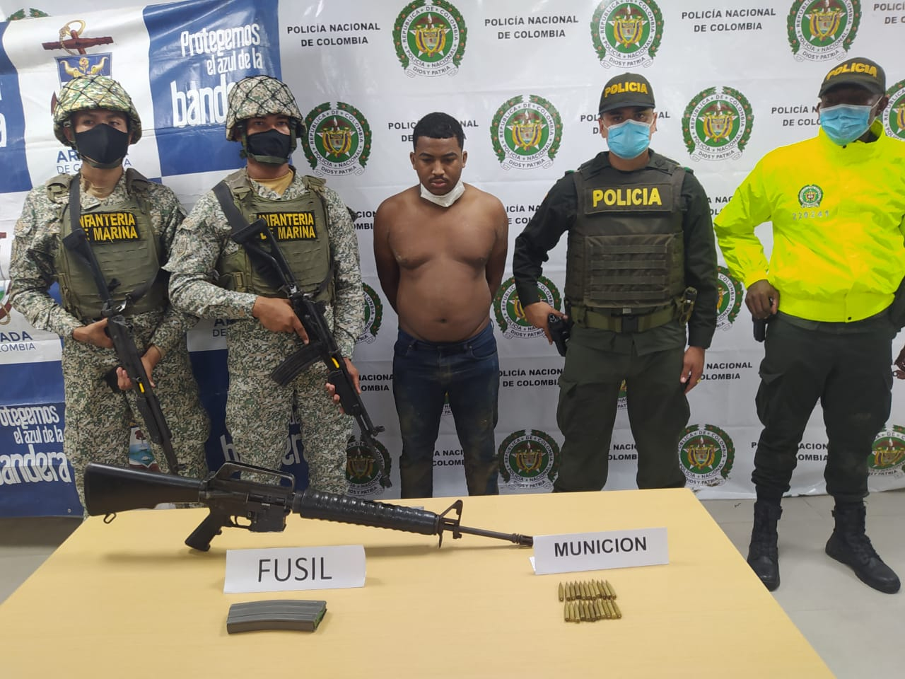 Enviado a la cárcel extranjero que había sido capturado con un fusil y municiones en Buenaventura 