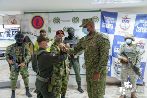 La Fuerza Pública acantonada en Buenaventura realizó la captura a alias Cheo, presunto cabecilla de Los Espartanos 