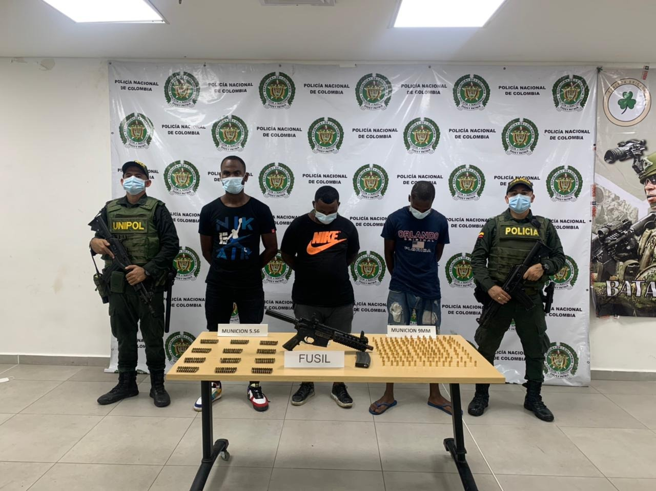 A la cárcel fueron enviados tres presuntos miembros del grupo delictivo Los Shotas, quienes al parecer portaban armas de uso privativo de las Fuerzas Militares  