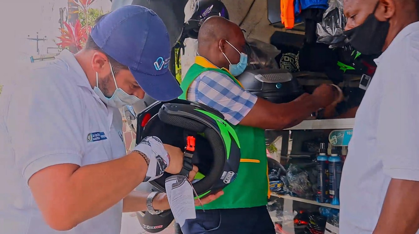 Culminó la jornada de sensibilización a motociclistas de Buenaventura sobre el uso del casco reglamentario