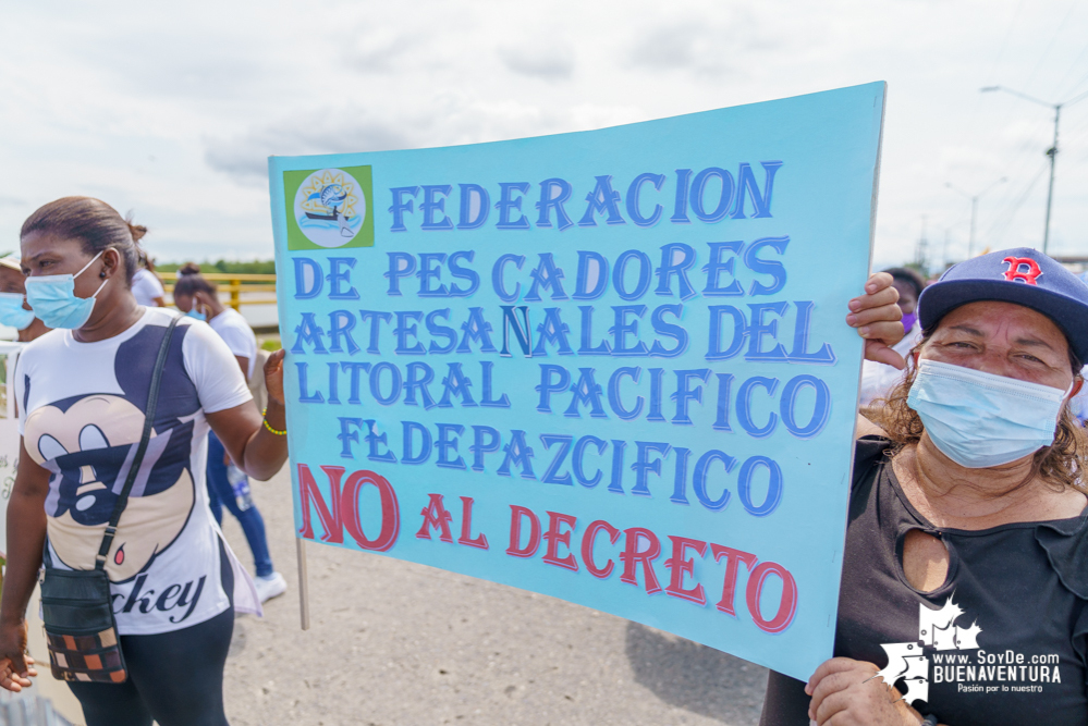 Sector pesquero de Buenaventura marchó contra el Decreto 282 de 2021 que restringe la pesca del toyo y otras especies