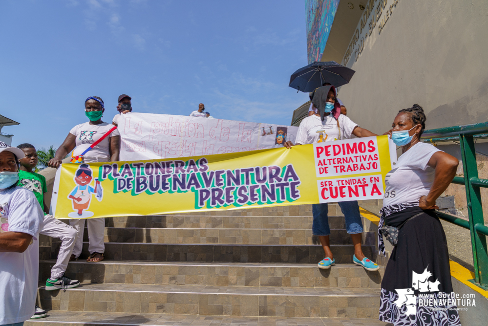 Sector pesquero de Buenaventura marchó contra el Decreto 282 de 2021 que restringe la pesca del toyo y otras especies
