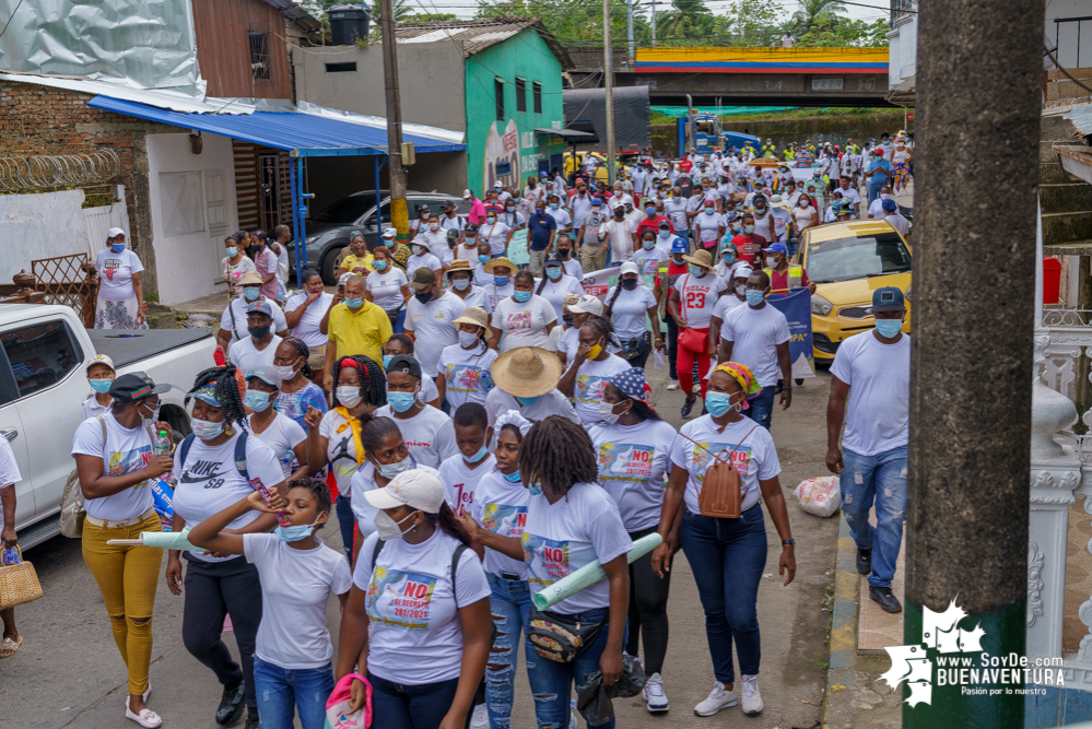 Sector pesquero de Buenaventura marchó contra el Decreto 282 de 2021 que restringe la pesca del toyo y otras especies