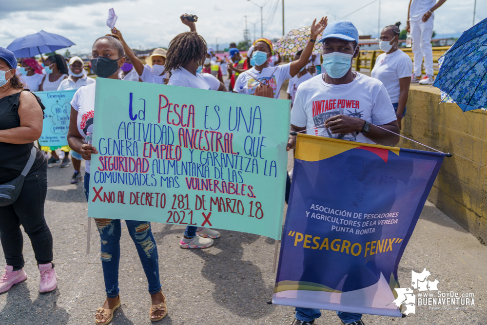 Sector pesquero de Buenaventura marchó contra el Decreto 282 de 2021 que restringe la pesca del toyo y otras especies