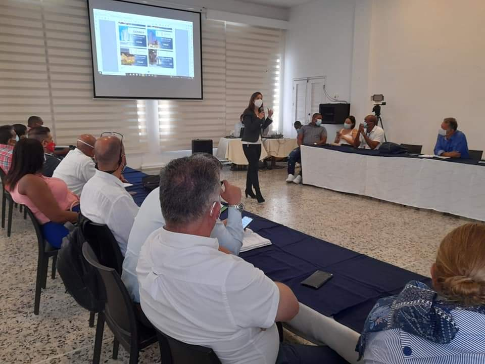 La Alcaldía Distrital trabaja con la aerolínea Satena en impulsar procesos para la reactivación económica en Buenaventura