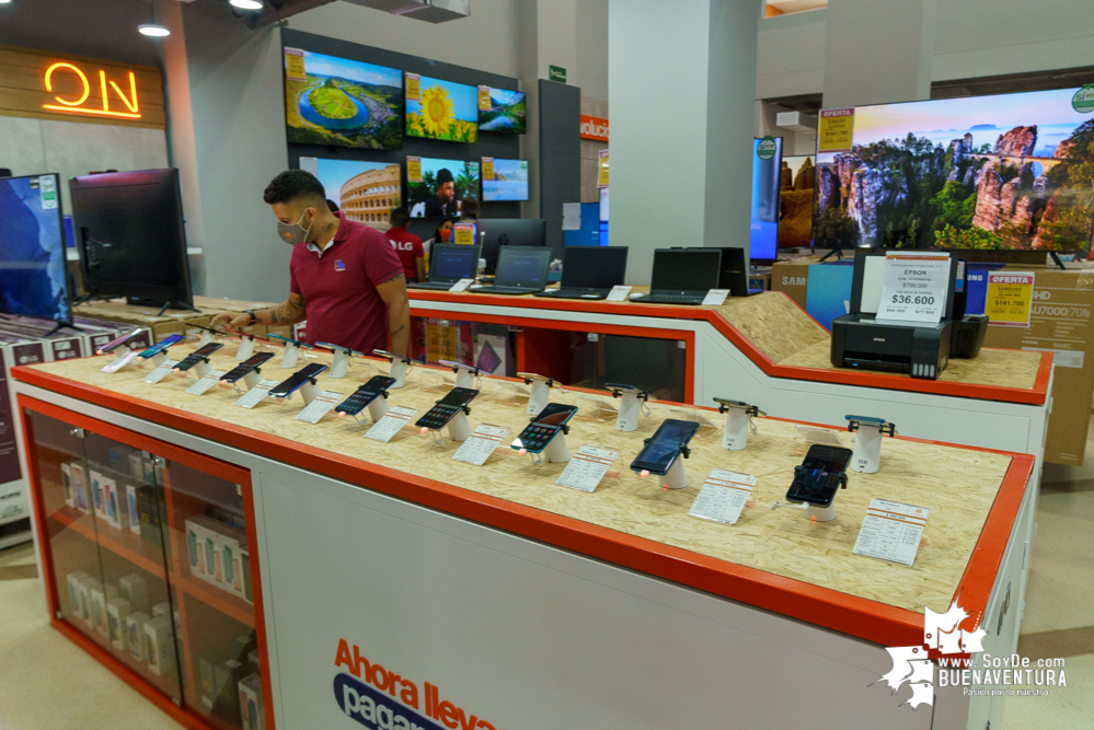 Celsia cambió su punto de atención en Buenaventura por uno nuevo y moderno con mayor comodidad para los clientes