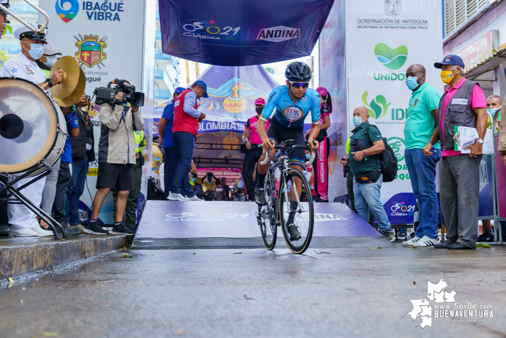Fabio Duarte se coronó campeón del Clásico RCN 2021 al ganar la contrarreloj en Buenaventura