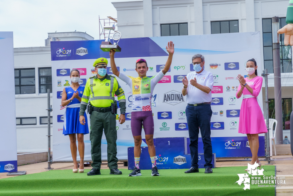 Fabio Duarte se coronó campeón del Clásico RCN 2021 al ganar la contrarreloj en Buenaventura