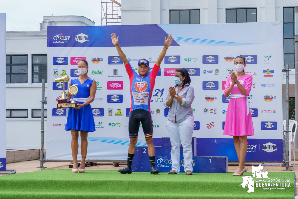 Fabio Duarte se coronó campeón del Clásico RCN 2021 al ganar la contrarreloj en Buenaventura