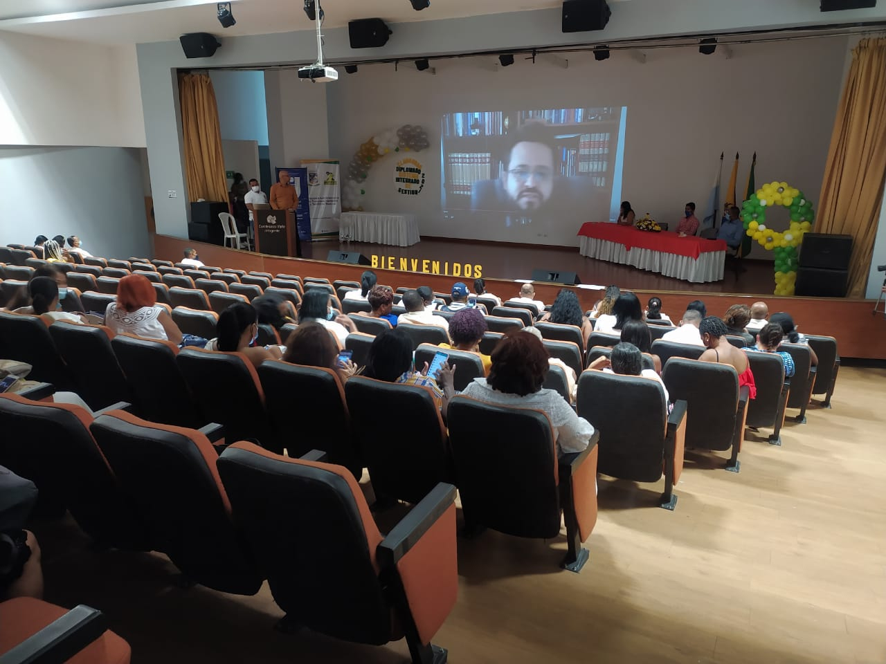 Funcionarios de la Alcaldía Distrital de Buenaventura recibieron certificación de Diplomado en Sistema Integrado de Gestión