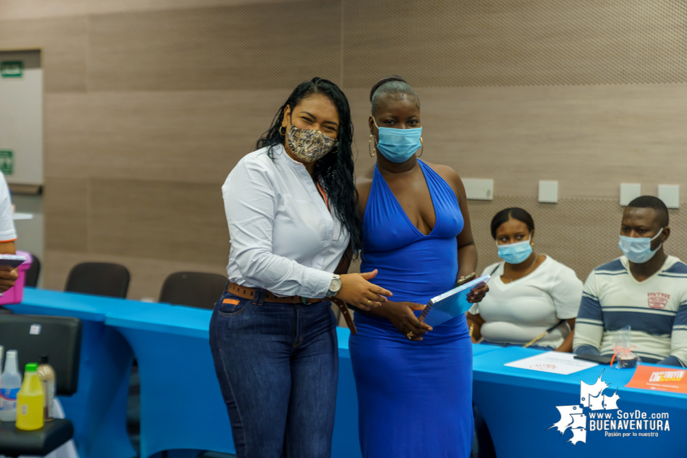 42 nuevos peluqueros, estilistas, barberos y manicuristas, preservarán el estilo afro en Buenaventura